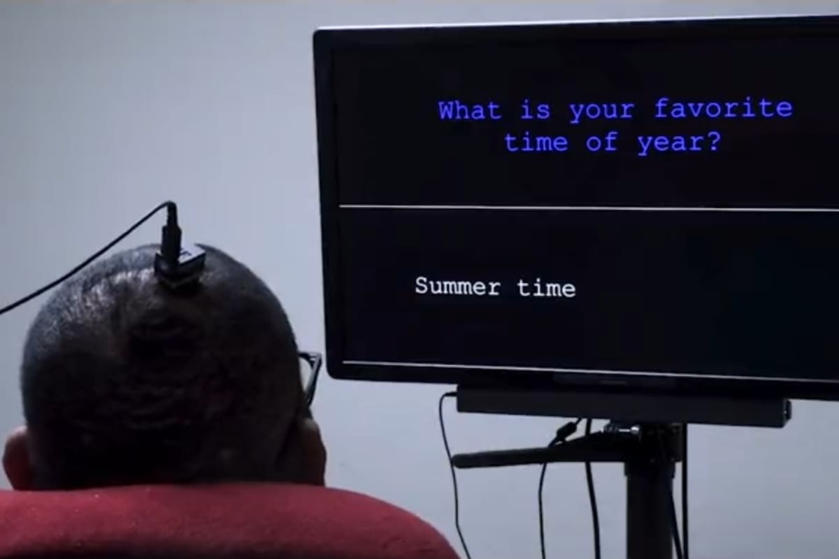 Un equipo de investigadores de California lograron que un paciente pueda volver a comunicarse gracias a un implante en el cerebro