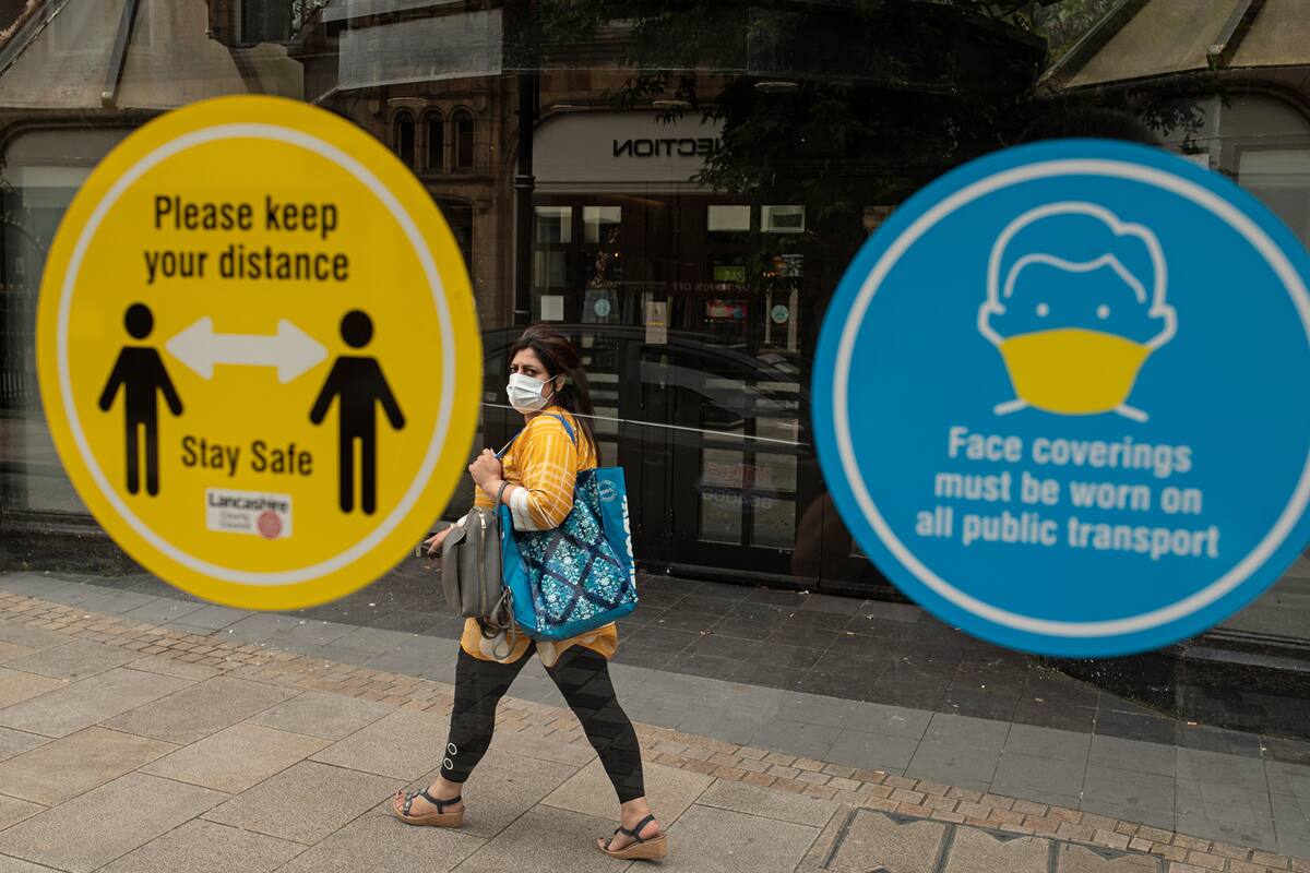 Un equipo de investigadores de la Universidad de Florida logró aislar el virus vivo en aerosoles recogidos a una distancia de entre dos y cinco metros de pacientes hospitalizados con coronavirus