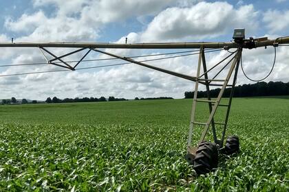 Un equipo de riego monitoreado por Kilimo en Tenessse, Estados Unidos
