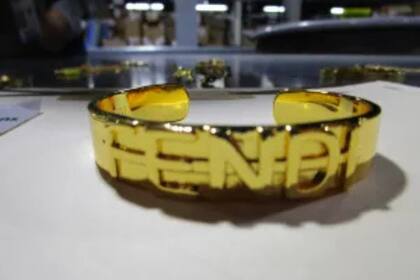 Un equipo técnico confirmó la falsificación tras analizar las piezas junto a las marcas afectadas