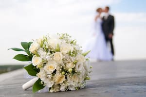 Un error en el souvenir de casamiento se volvió viral gracias a las redes