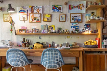 Un escritorio a medida para ser lugar de estudio de los chicos o escritorio de trabajo para ellos.
Living Maia Croizet