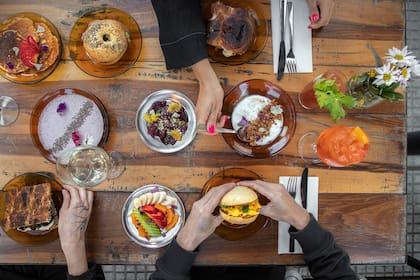 Un espacio flexible donde comer de todo a toda hora