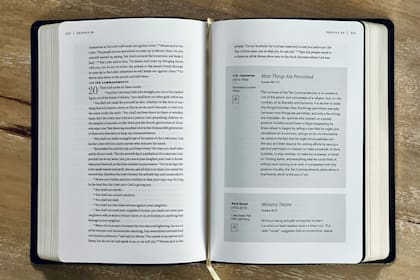 Un estado de Estados Unidos incluirá los diez mandamientos en las escuelas como parte del código moral de los estudiantes