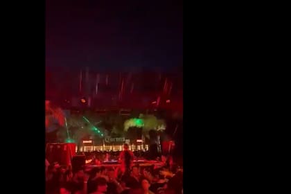 Un estructura de iluminación colapsó sobre parte del público en “Archie Club”