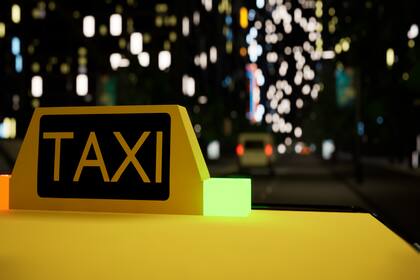 Un estudio de Bloomberg revela que estos bloqueos tienen un impacto negativo en los ingresos de los conductores, forzándolos a trabajar más horas por menos dinero (Archivo)