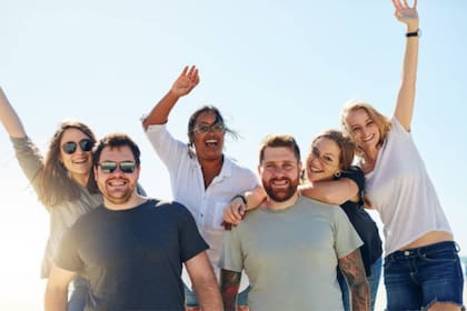 Un estudio de Harvard asegura detalla las formas de conseguir la alegría en todos los momentos de la vida