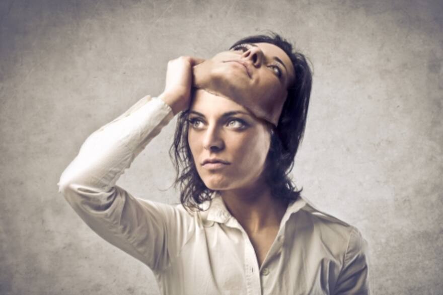 Una persona dice tres mentiras en una conversación de diez minutos: qué ...
