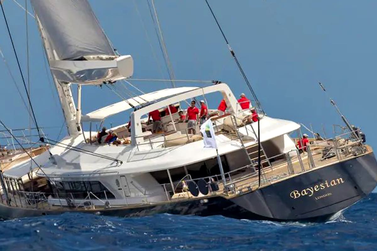 Un excapitán del Bayesian reveló qué pudo haber sucedido