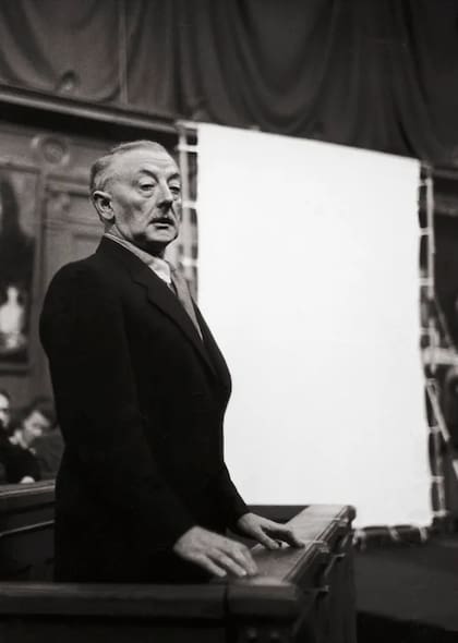 Un famoso restaurador lo describió como el "Edison de los falsificadores de arte"