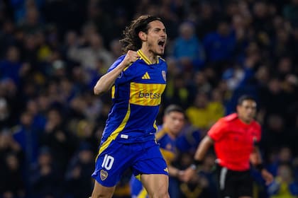 Un festejo de gol de Edinson Cavani, la figura de Boca rumbo al Mundial de Clubes