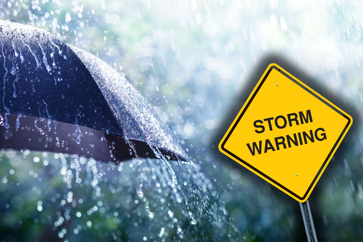 Un frente frío que se extiende desde los Grandes Lagos hasta el valle del Mississippi generará tormentas severas con riesgo de granizo, ráfagas violentas y tornados aislados