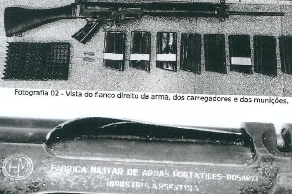 Un fusil del Ejército Argentino fue hallado en una favela de Río de Janeiro durante un operativo contra el crimen organizado
