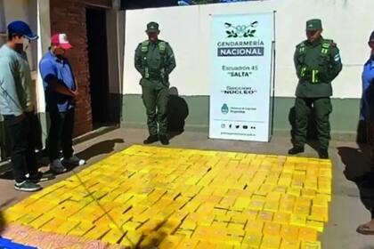 Un gendarme tenía más de 300 kilos de cocaína en su poder