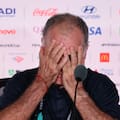 Bielsa se enojó con la TV, dijo por qué sacó a Muslera en el descanso y fue crudo: “A Uruguay no le dejo nada”