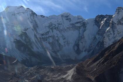 Un glaciar en la cordillera Himalaya
