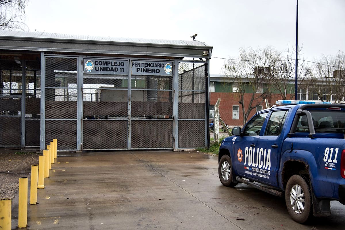Un grupo de agentes del Servicio Penitenciario de la carcel de Piñero se declaró en huelga por tiempo indeterminado por un reclamo salarial