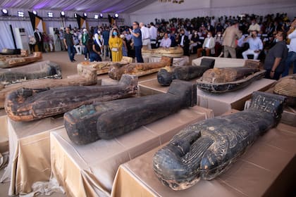 En Egipto trasladaron 22 momias de reyes a un importante museo, en el marco de "La marcha de los muertos"