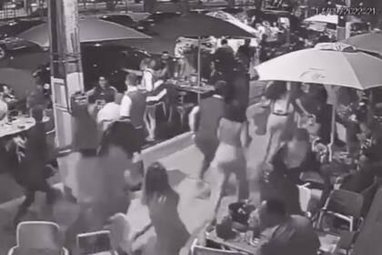 Un grupo de crossfit generó una estampida en un restaurante gracias a una confusión.