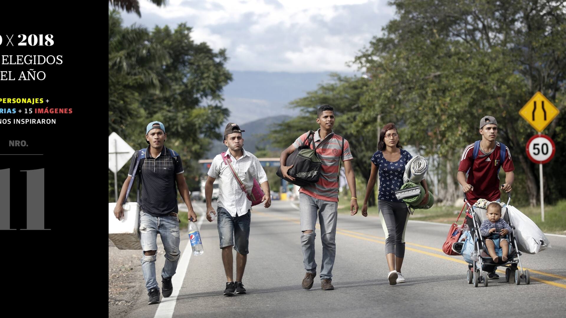 Un grupo de jóvenes venezolanos intentaran llegar a la Argentina caminando o a dedo. Ruta de Cucuta a Pamplona, Colombia 13 de Julio de 2018