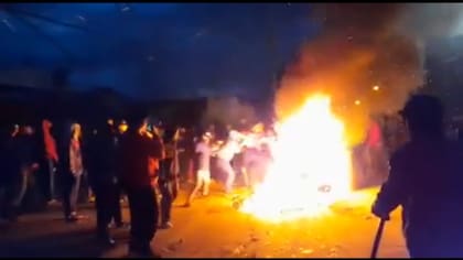 Un grupo de personas intentó linchar en junio pasado a familiares de uno de los sospechosos detenidos por el crimen de un colectivero en Merlo