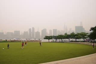 España entrena para la final mundialista mientras el humo contamina el aire en el norte de Nueva Jersey