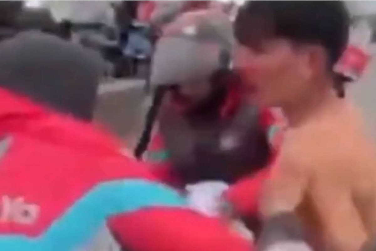 Un grupo de repartidores de delivery atacó a un hombre acusado de perpetrar un robo en Quilmes, provincia de Buenos Aires