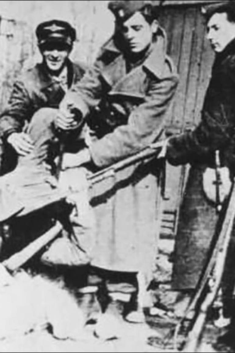 Un grupo de ustachas, el violento brazo armado del Estado Independinte de Croacia dirigido por Ante Pavelic, despliega su crueldad ante una de sus víctimas; se calcula que el régimen de Pavelic asesinó entre 500.000 y un millón de personas, entre serbios, judíos y gitanos