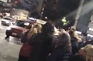 Vecinos de Almagro y Villa Crespo se autoconvocaron para exigir soluciones por los cortes de luz