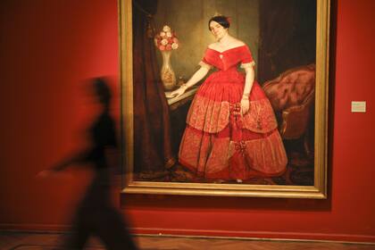 Un guardia del Museo Nacional de Bellas Artes asegura haber visto caminar por los pasillos a Manuelita Rosas, retratada por Prilidiano Pueyrredón