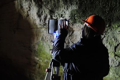 Un hallazgo arqueológico en un intrincado sistema de cavernas reveló un aspecto desconocido de la historia de Escocia