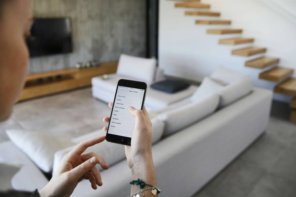 Un hogar inteligente comandado desde el celular