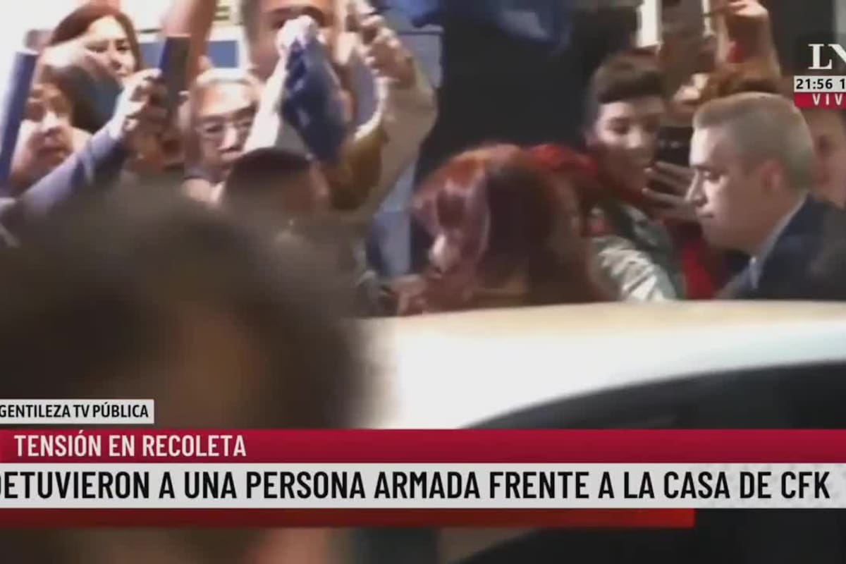 Un hombre apuntó con un arma a Cristina Kirchner