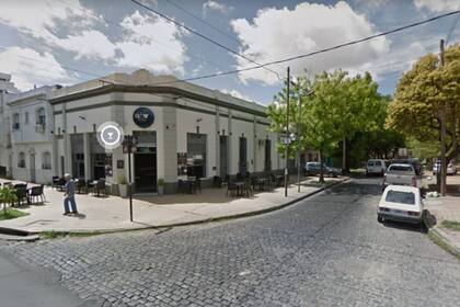 Un hombre atacó a su hija en el centro de La Plata y por los golpes la mujer perdió el embarazo: esperaba mellizos