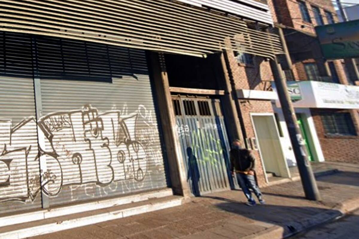 Un hombre baleó a un vecino y se atrincheró