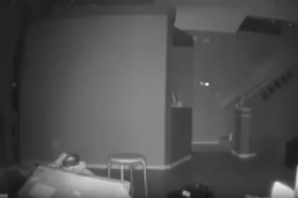 Un hombre captó un fantasma en su casa