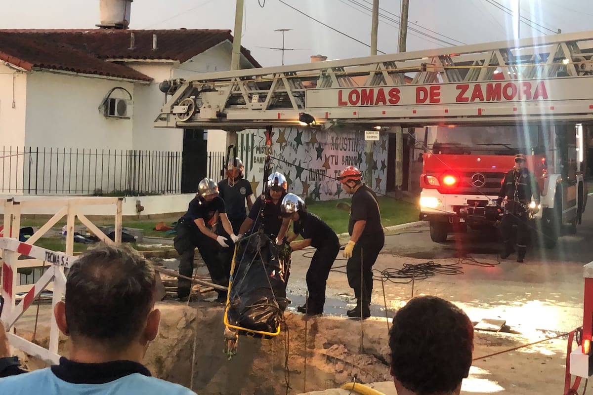 Un hombre cayó en un pozo de Aysa en Banfield y murió ahogado