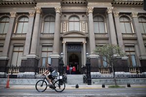 Banco Central: el que mucho abarca poco aprieta
