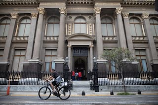 Banco Central: el que mucho abarca poco aprieta