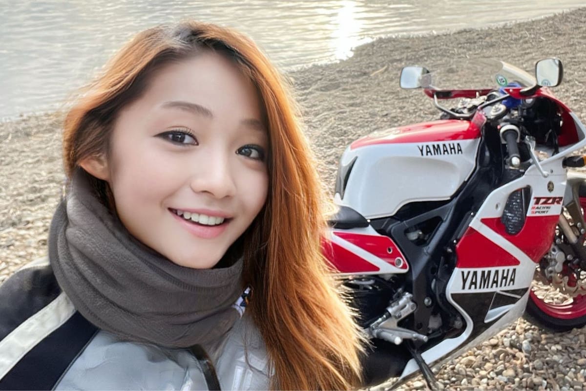 Un hombre de 50 años simultó en Twitter ser una chica amante de las motocicletas, apelando sólo a su físico y a FaceApp
