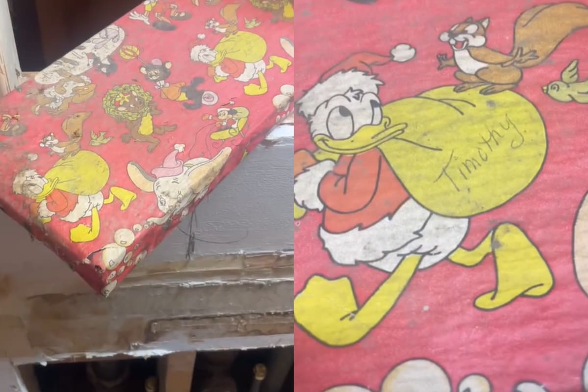 Un hombre de 52 años encontró un viejo regalo de Navidad en la pared
