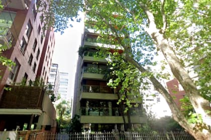 Un hombre de 60 años murió tras caer de un noveno piso al patio interno de un edificio en el barrio porteño de Belgrano