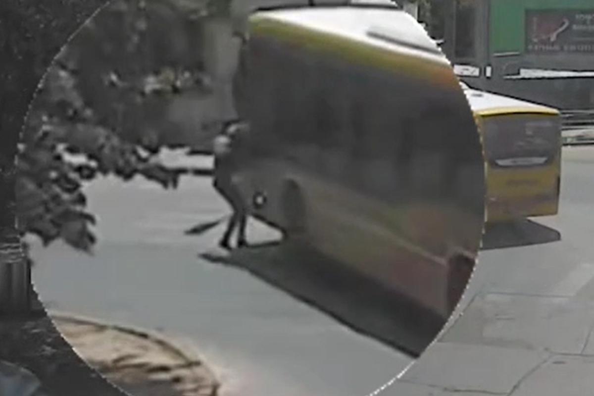Un hombre de 73 años fue atropellado por un colectivo en barrio Santa Clara de Asís, Córdoba