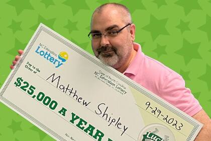 Un hombre de Carolina del Norte ganó la lotería con un boleto de solo 2 dólares