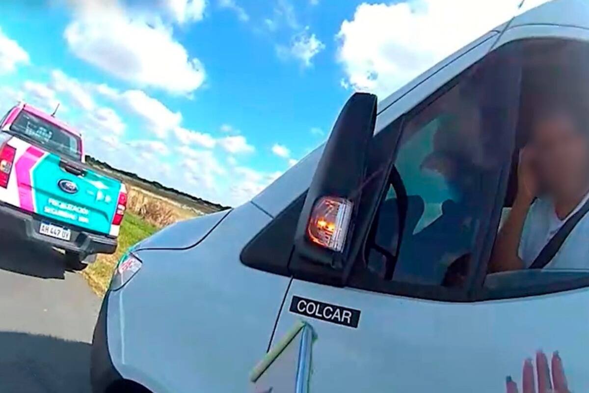 Un hombre fue aprehendido por conducir con un bebé al volante por la ruta
