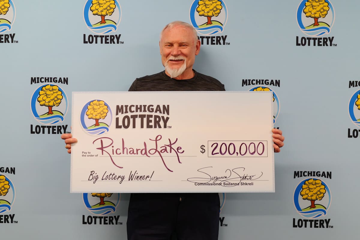 Un hombre ganó US$200.000 en la lotería de Michigan el mismo día que cumplió años