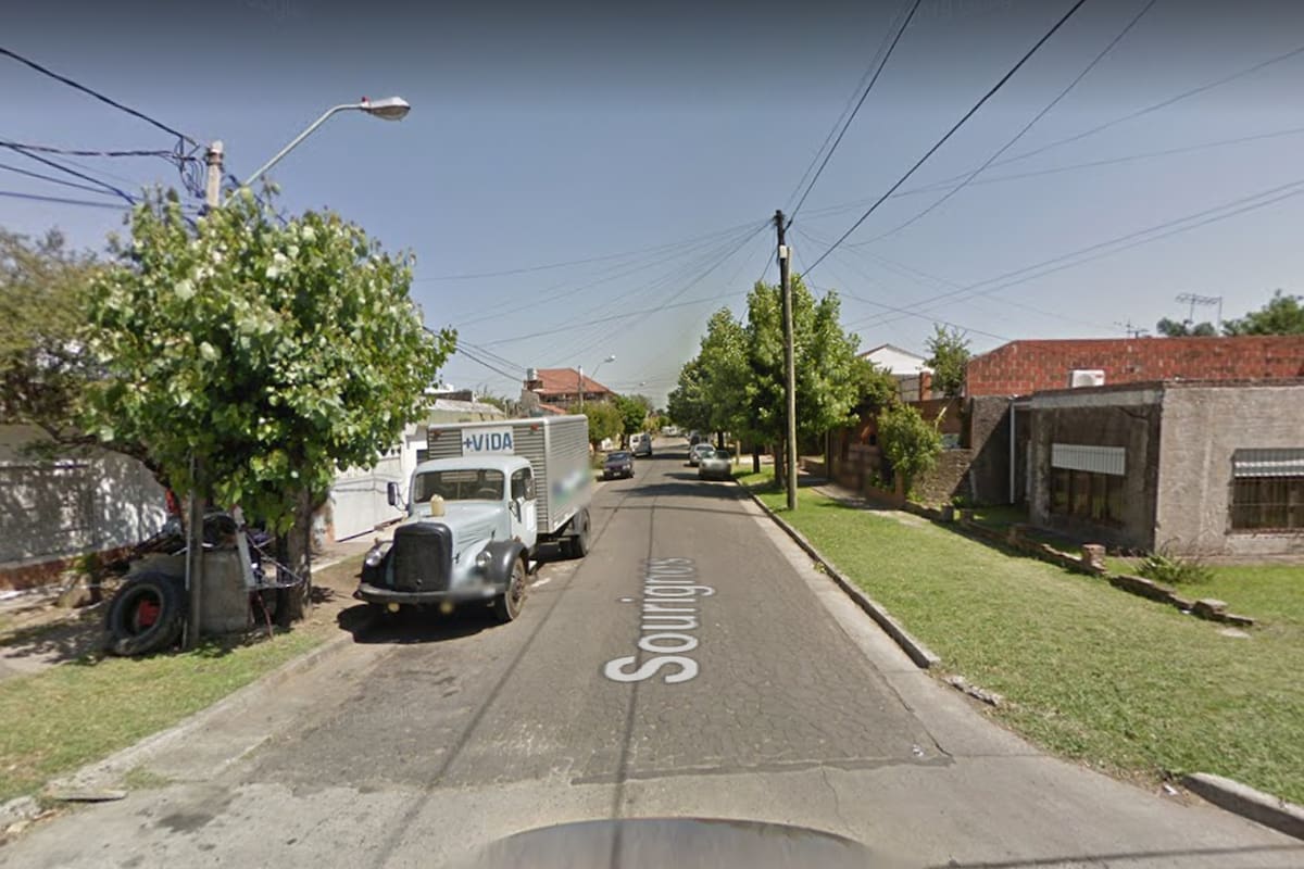 Un hombre mantuvo de rehenes a tres mujeres en una vivienda de la calle Sourignes al 2100 en El Palomar