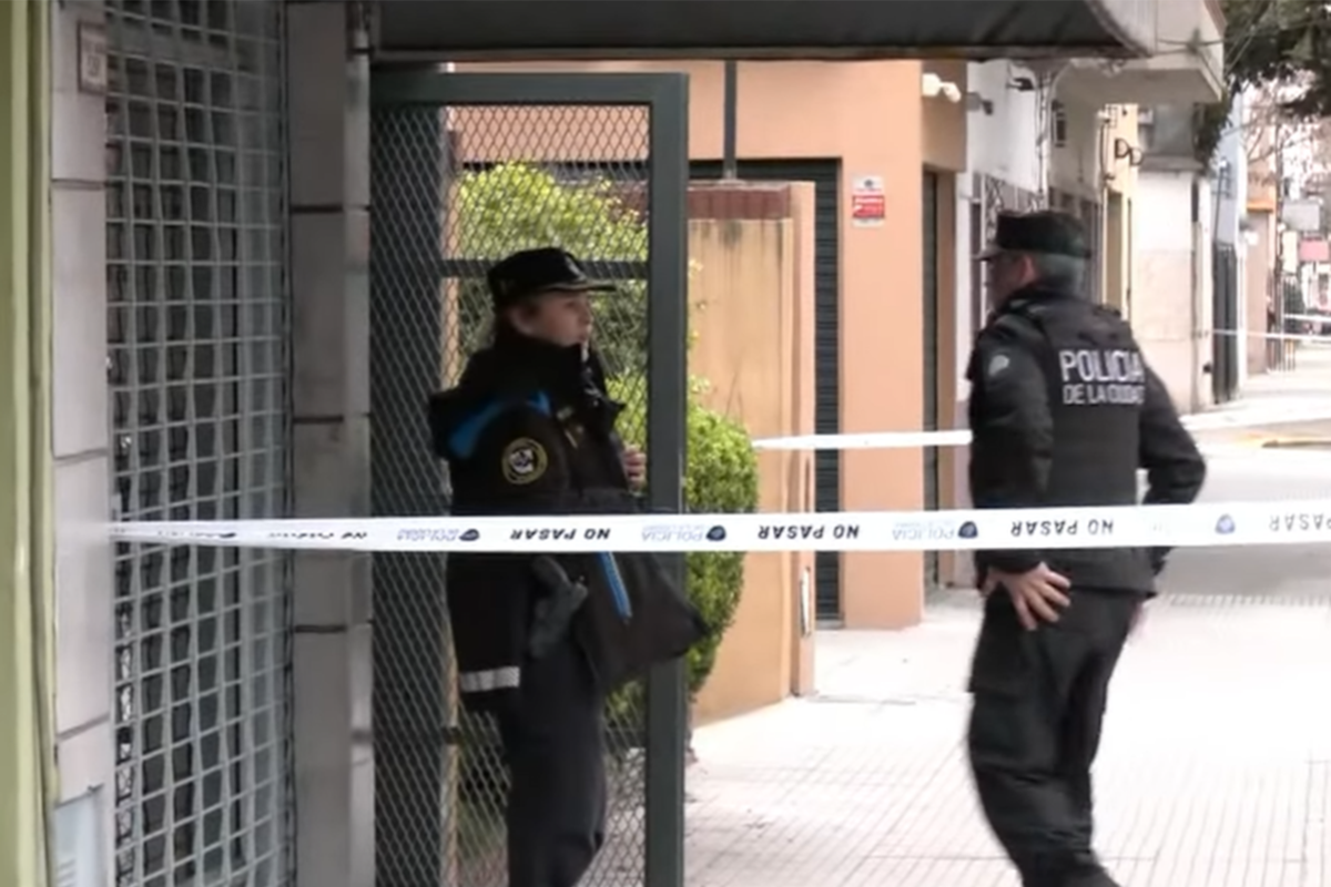 Un hombre mató a puñaladas a su esposa en Villa Devoto