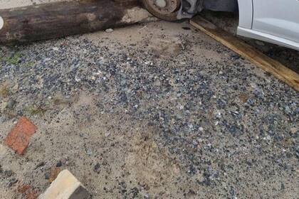 Un hombre ruso de Siberia encontró que le habían robado su auto, pero le devolvieron la llanta.