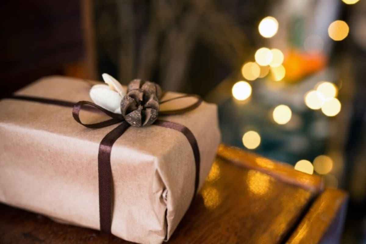 Un hombre se llevó una sorpresa al remodelar su casa: encontró su regalo de Navidad 46 años después